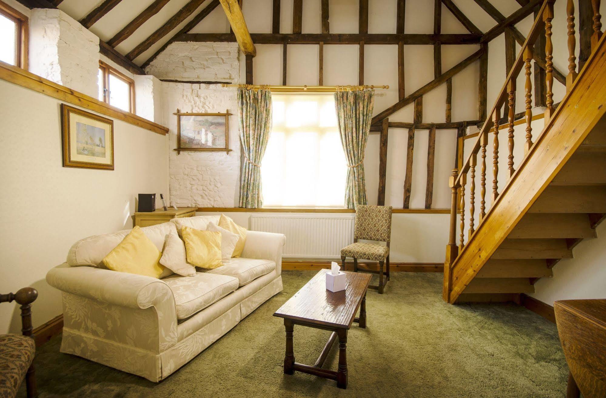 The Abbey Hotel & Apartments Bury St. Edmunds Dış mekan fotoğraf